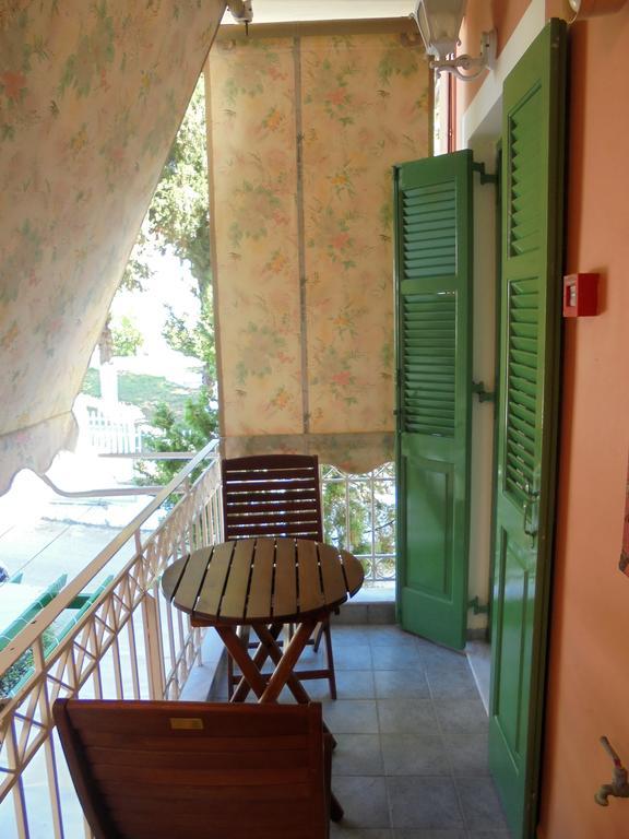 Georgakis George Rooms Васілікі Екстер'єр фото
